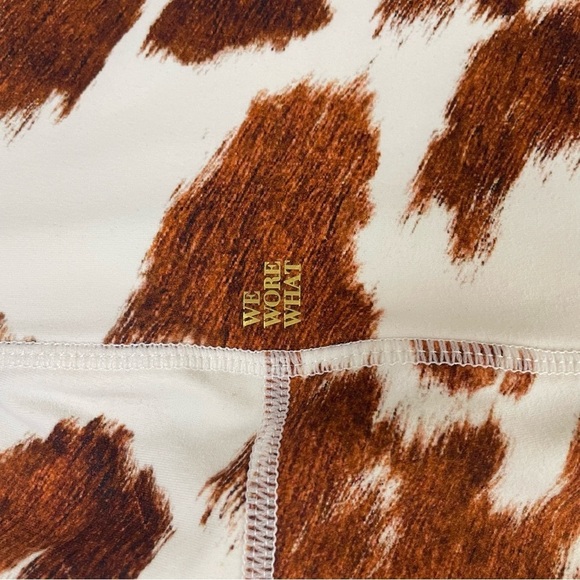 WeWoreWhat Active High Waist Legging Cowhide - Picture 11 of 15